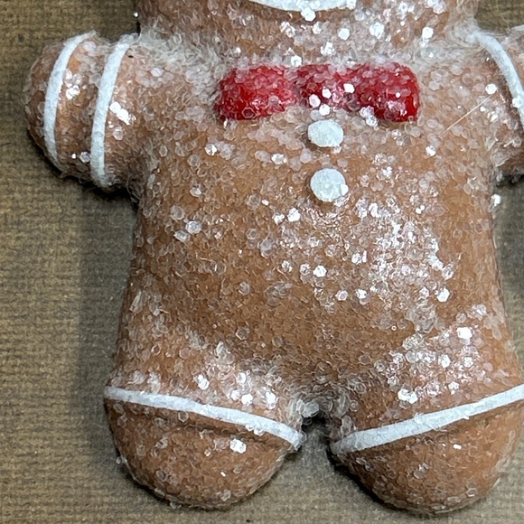 Department 56 Gingerbread Christmas Ornament One Perfect Man - Picture 11 of 16